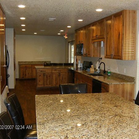 Glenwood Country Club Villa Room photo